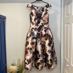 CHICHI London Midi dress US SIZE 6 UK SIZE 10